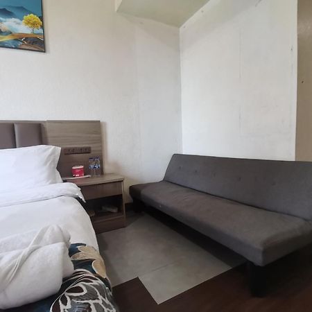 Passion Makati Aparthotel Makati City Kültér fotó
